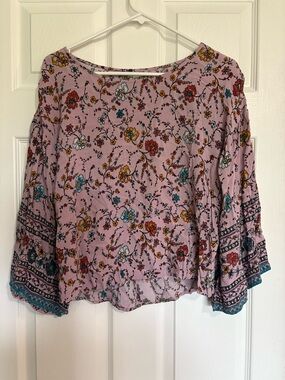 Eyeshadow floral print flowy open back top medium